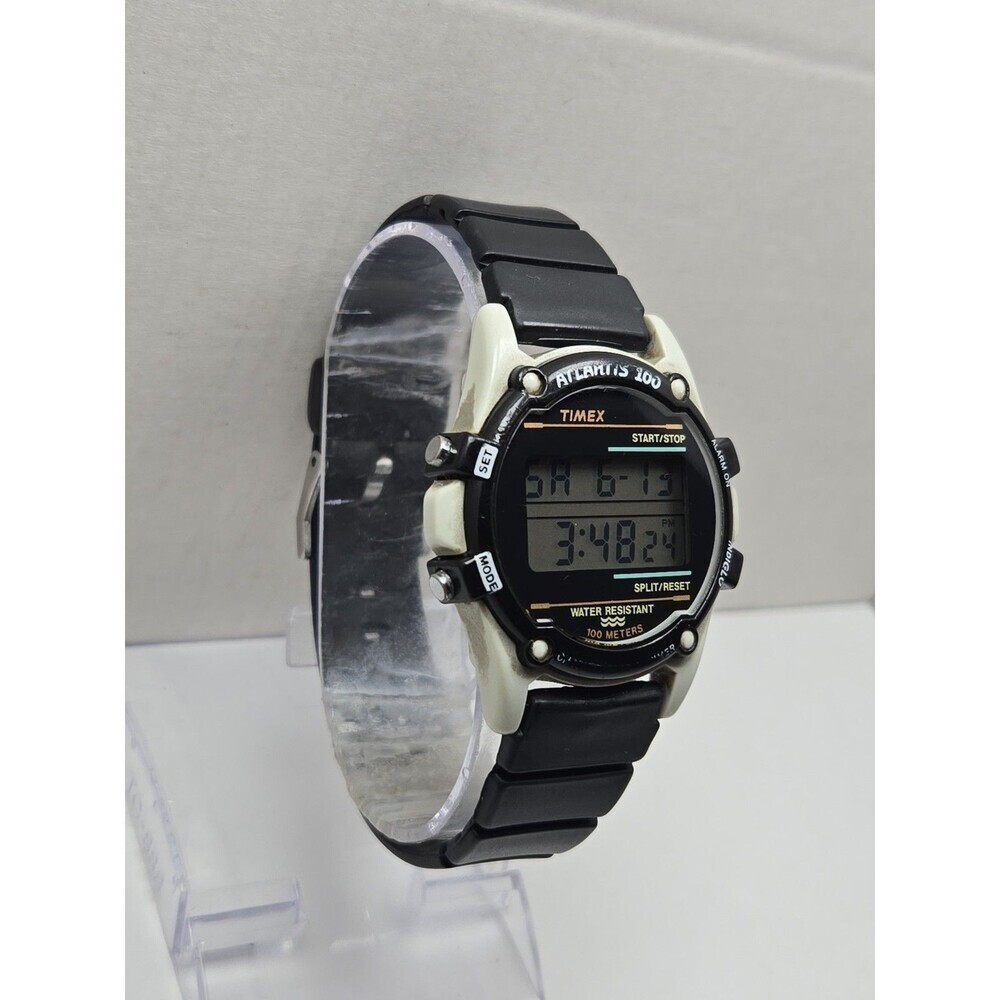 1993 Timex Atlantis 100 Indiglo Digital Watch Mens 40mm Chrono Alarm New Battery - Picture 3 of 14